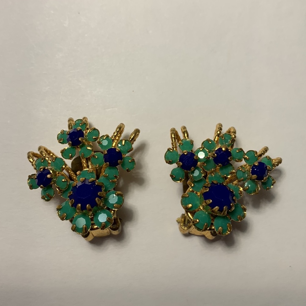 VTG Clip On Earrings Floral Signed Austria Gold Tone Blue Aqua Prong Set Unique